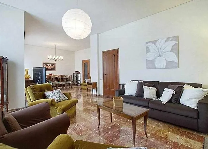 Frati Bigi With Two Bedrooms And Parking
